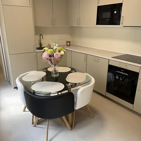 Appartement Design Chaleureux, *