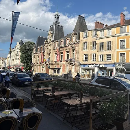 Design Chaleureux, * フォンテーヌブロー