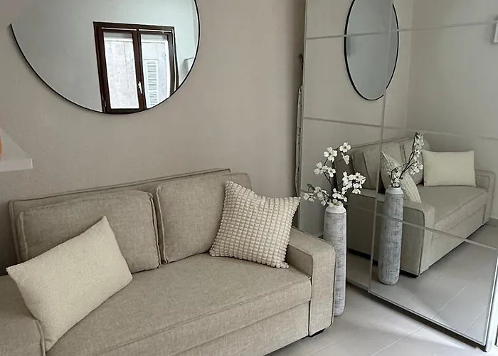 アパート Design Chaleureux, *