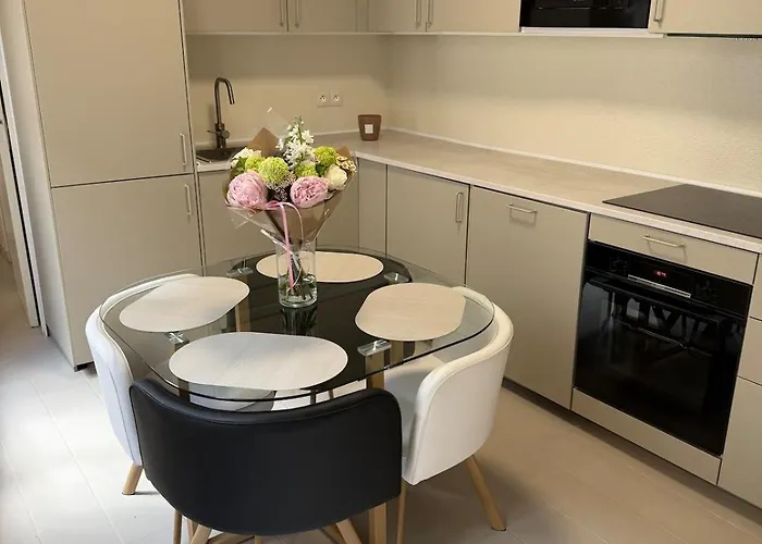 アパート Design Chaleureux, *